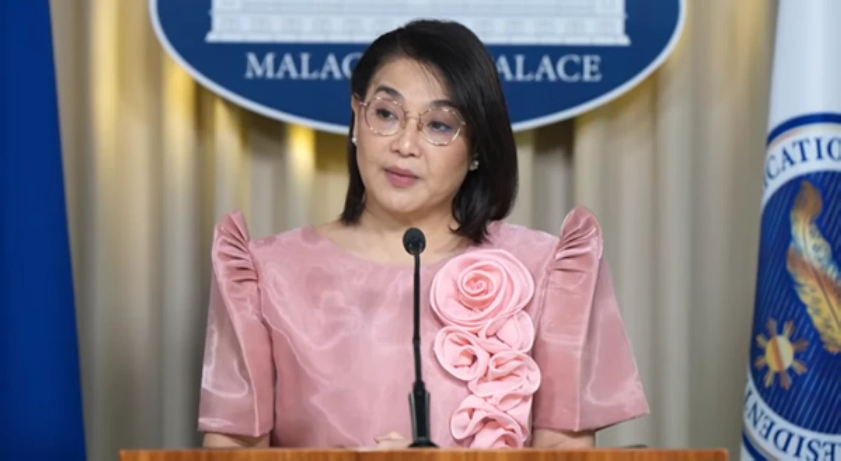 Castro sa 'designer clothes' issue ng ilang politiko: Ang pagseserbisyo di nakikita sa damit, nakikita sa gawa!