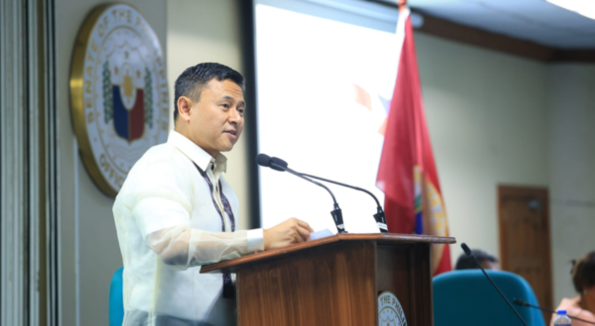 Sonny Angara, nagbitiw na bilang senador