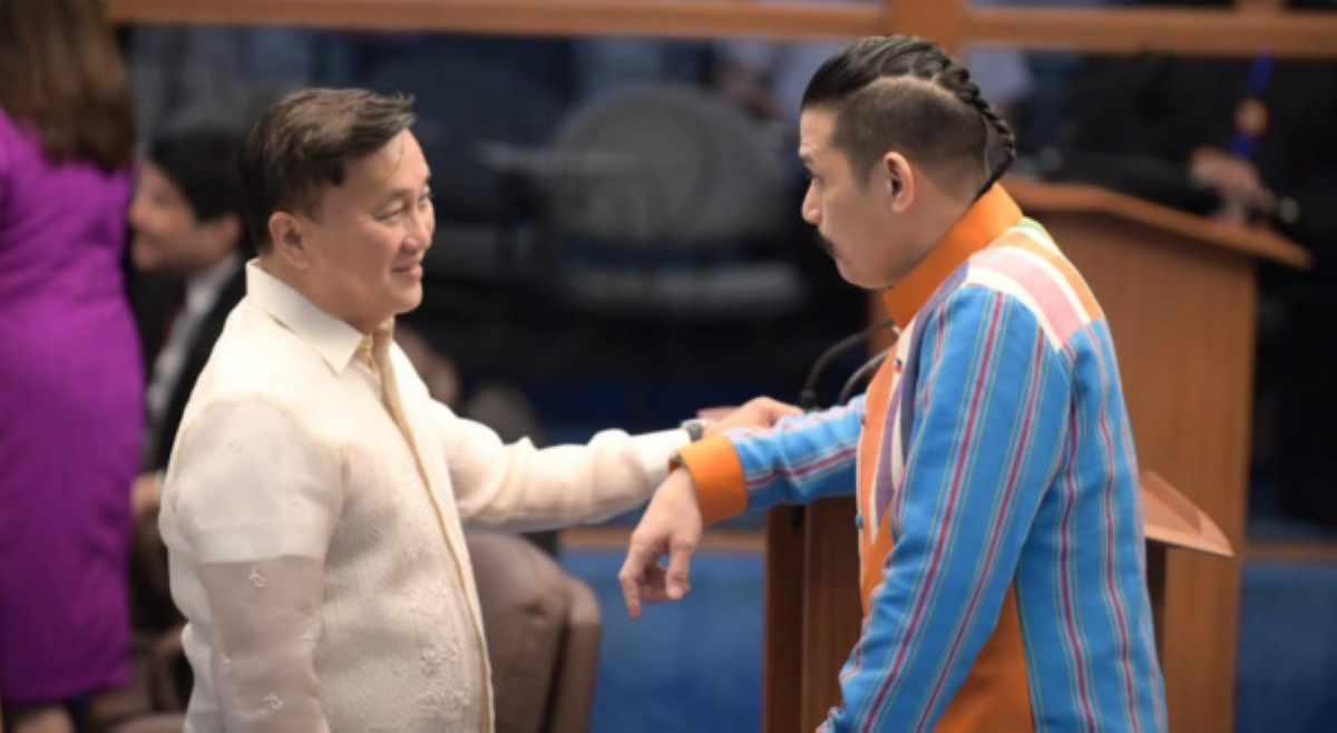 Robin Padilla, pinagbibitiw si Francis Tolentino sa PDP
