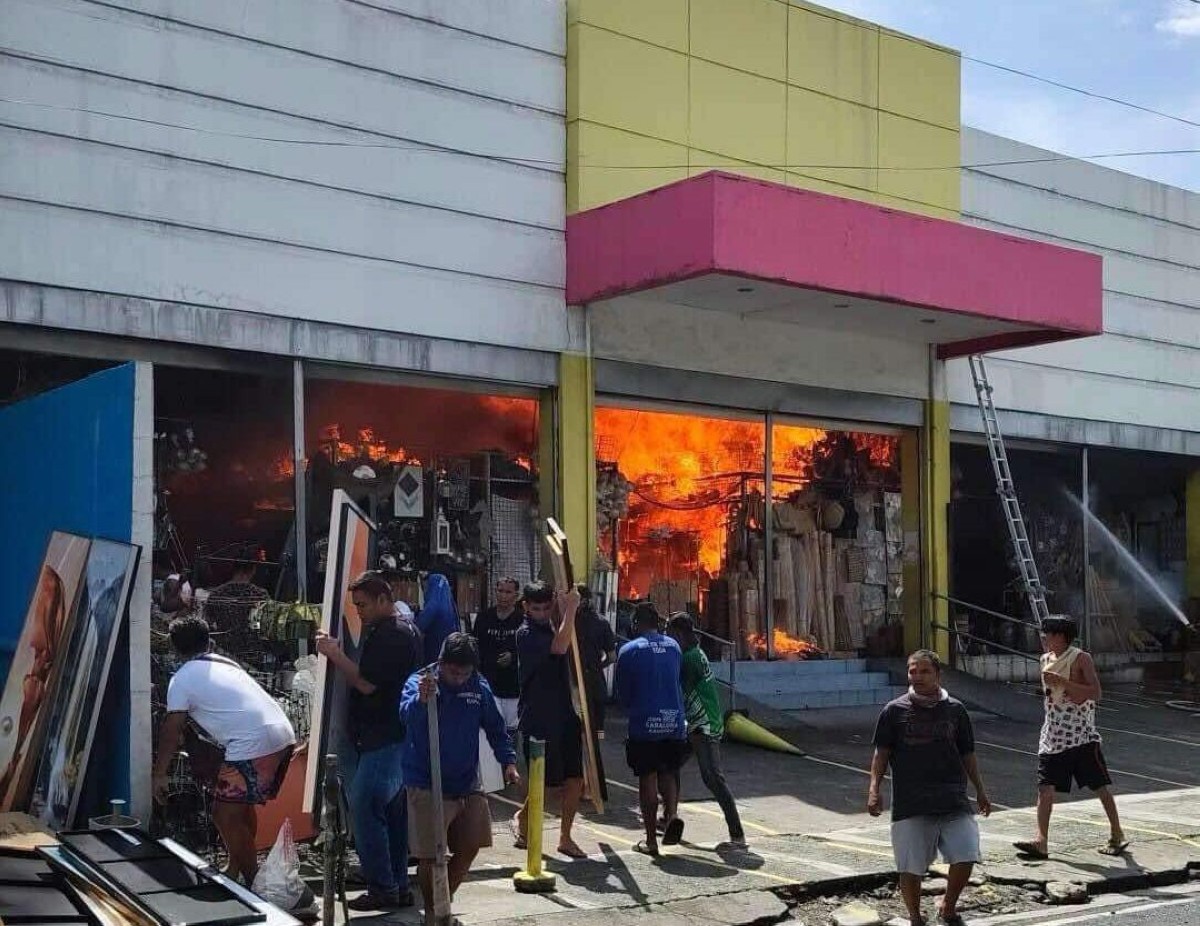 Dapitan Arcade, nasunog