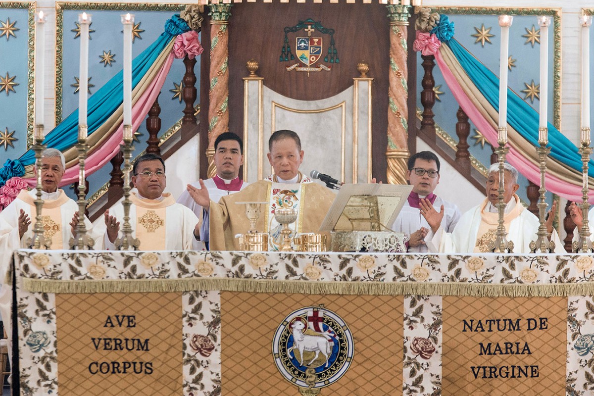 Pagtatalaga sa Maasin cathedral bilang national shrine, pinangunahan ni Cardinal Advincula