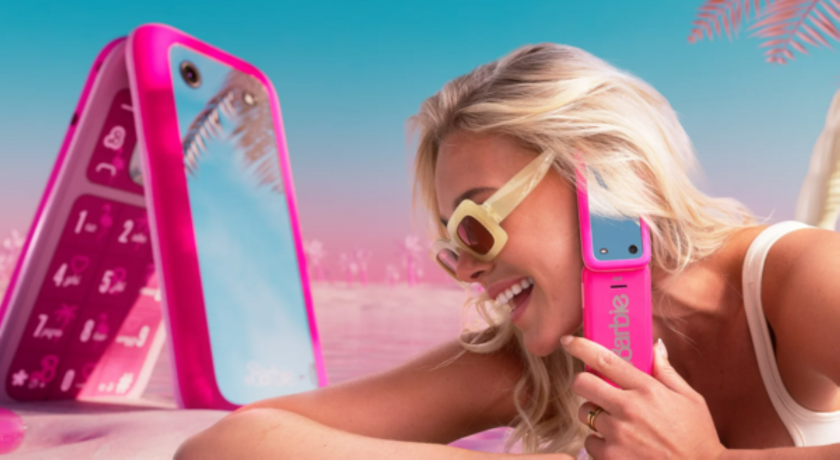 Barbie phone, isinapubliko na; anong kaibahan sa smartphones?
