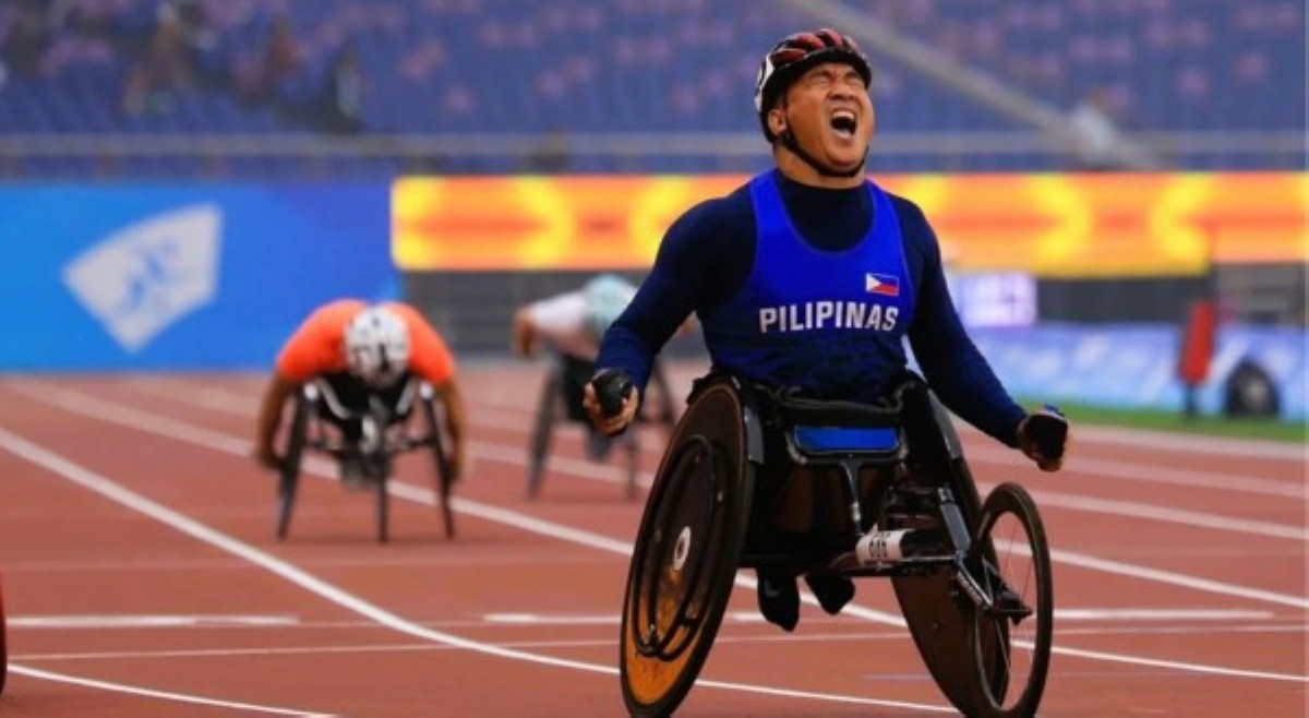 'Susunod na kampeon?' Paralympic wheelchair racer Jerrold Mangliwan, finals bound na