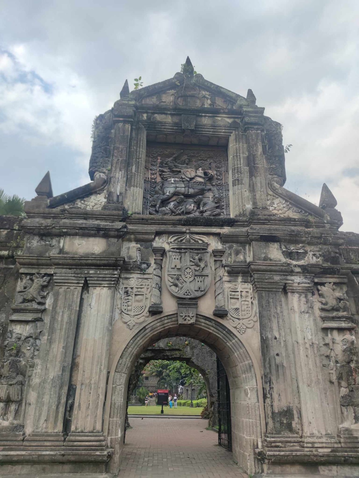 Fort Santiago (Photo courtesy: Joyce Panolino)