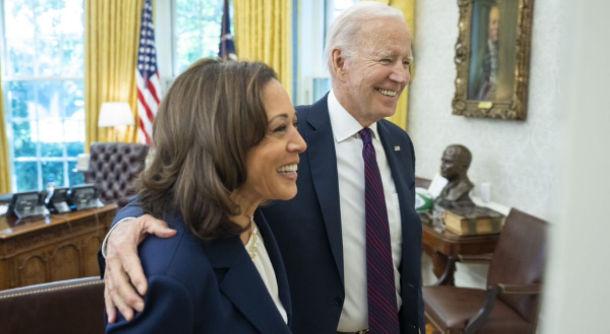 Joe Biden kay Kamala Harris: &lsquo;Her story represents the best of America&rsquo;s story&rsquo;