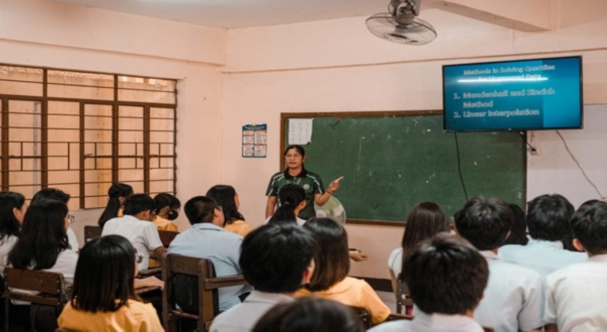 DepEd, balak pasimplehin ang Senior High School curriculum