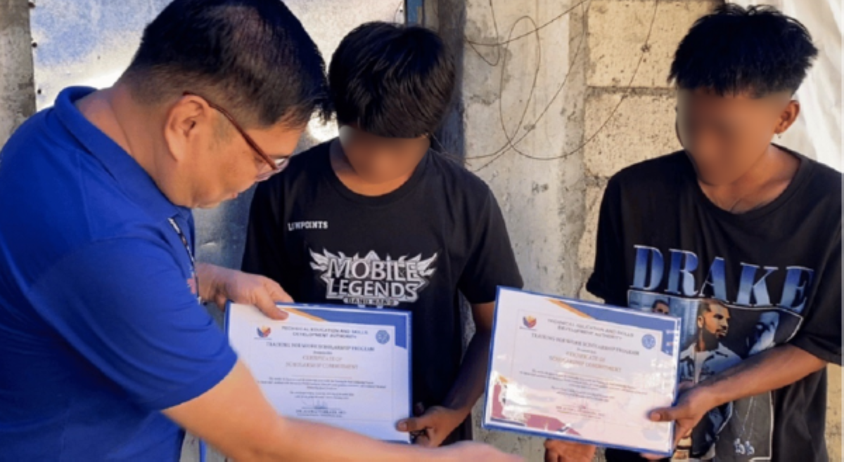 Mga anak ni Mary Jane Veloso, binigyan ng full scholarship