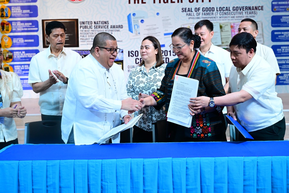 Mandaluyong, nakamit ang 100% rating sa child-friendly local governance audit