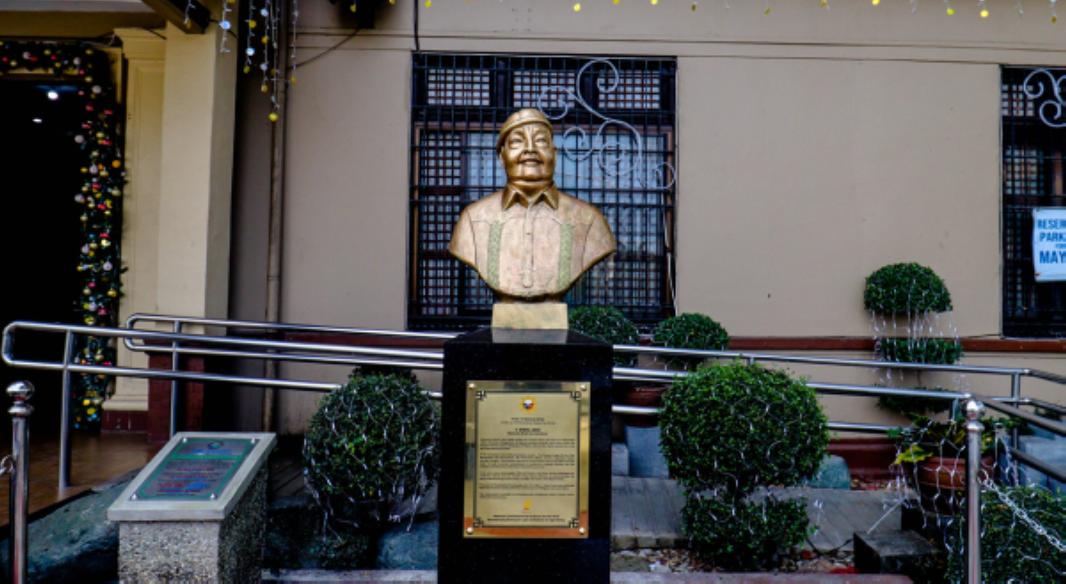 Centennial bust ni NA F. Sionil Jose, inilantad sa publiko