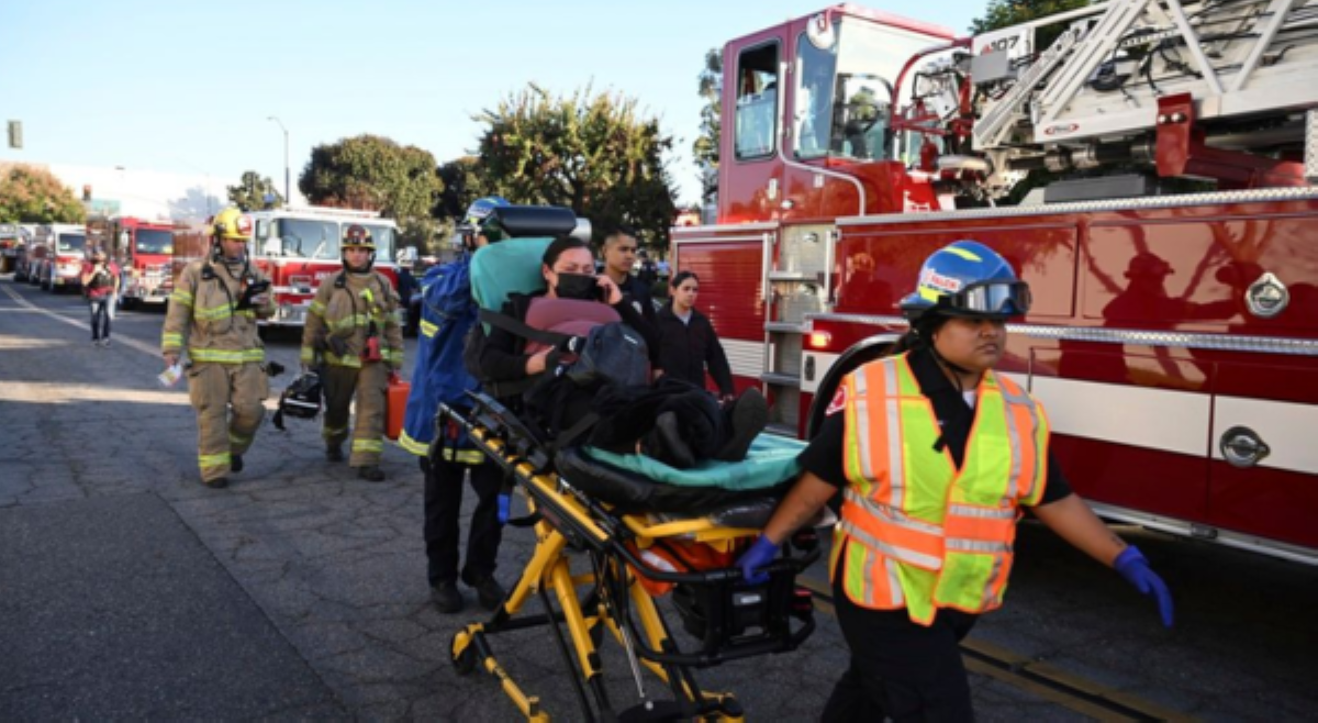 Eroplano sa Southern California, nag-crash; 2 patay, 19 sugatan!